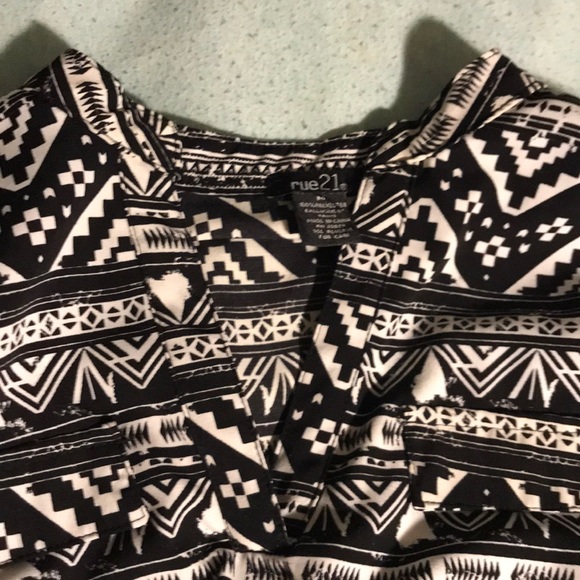 Aztec dress - Picture 4 of 4